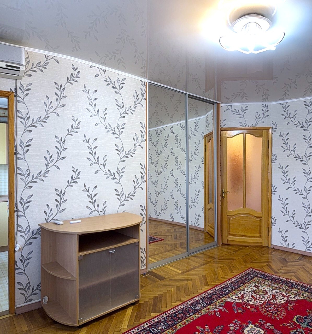 Продажа 2-комнатной квартиры 43.4 м², Варненская ул., 12/3