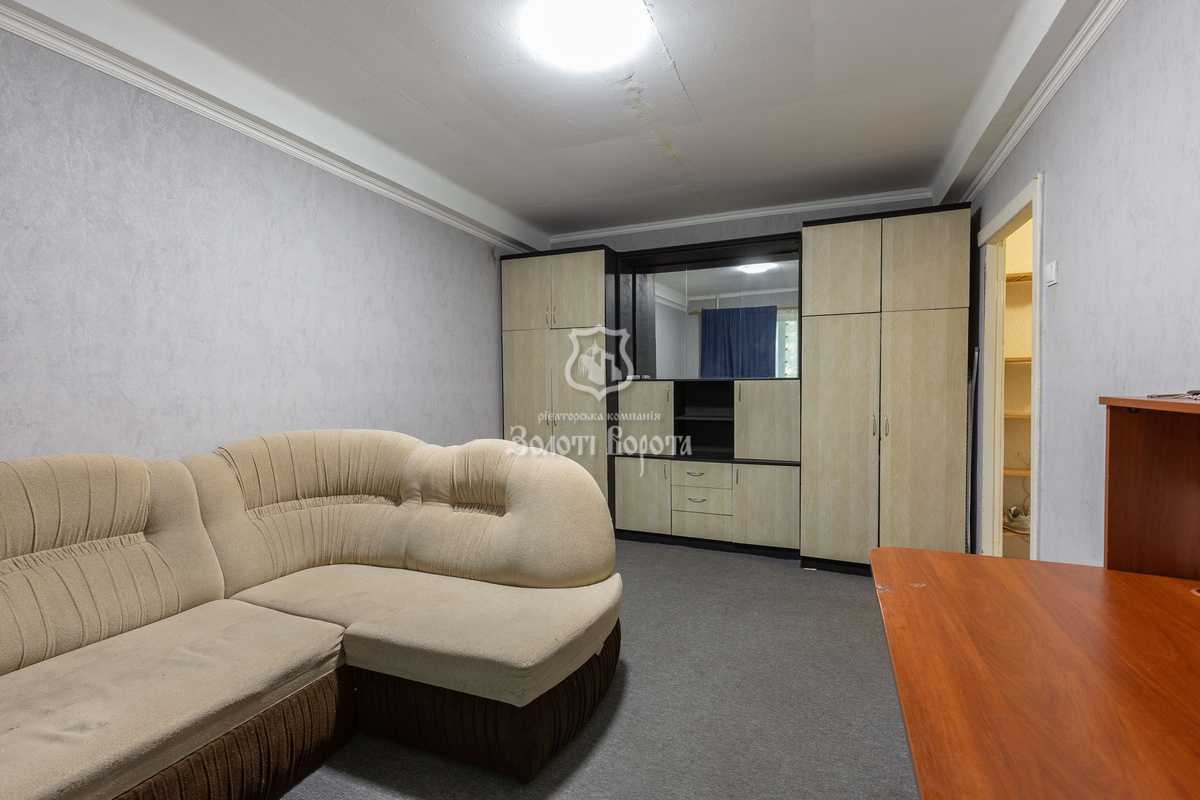 Продажа 1-комнатной квартиры 30.3 м², Кирилловская ул., 127
