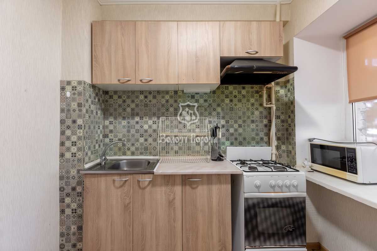 Продажа 1-комнатной квартиры 30.3 м², Кирилловская ул., 127