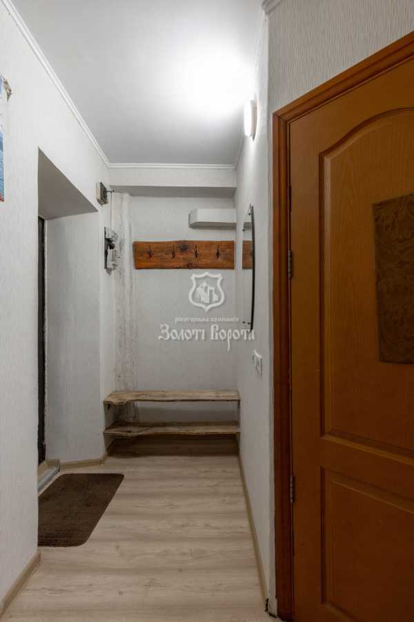 Продажа 1-комнатной квартиры 30.3 м², Кирилловская ул., 127