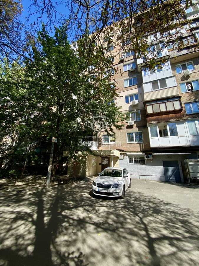 Продажа 1-комнатной квартиры 30.3 м², Кирилловская ул., 127