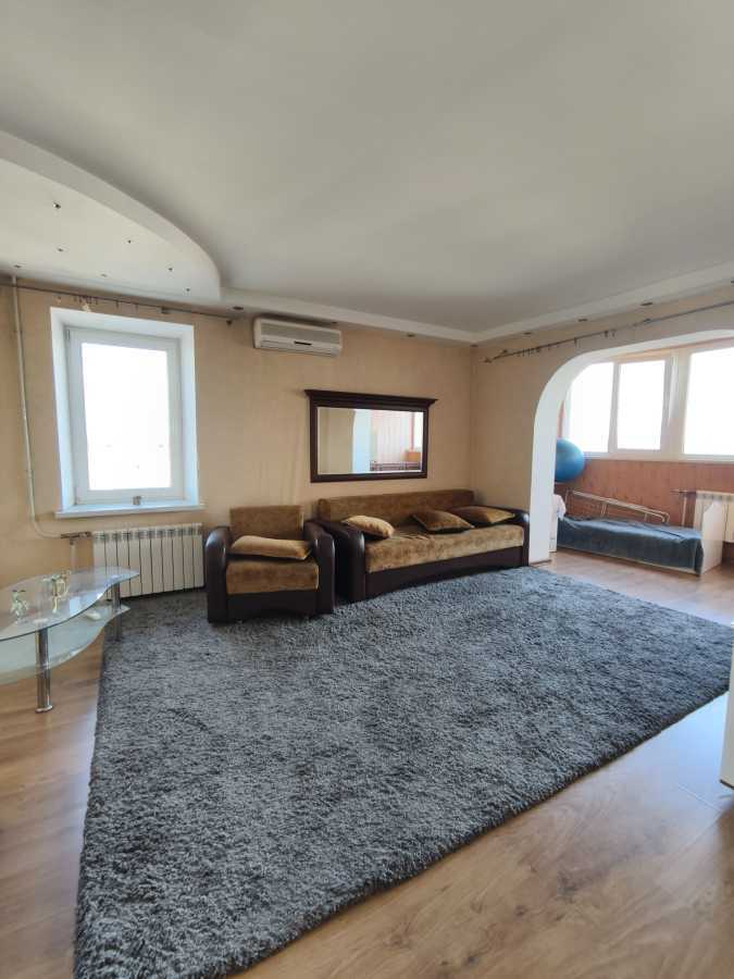 Продажа 1-комнатной квартиры 42 м², Семена Палия ул.