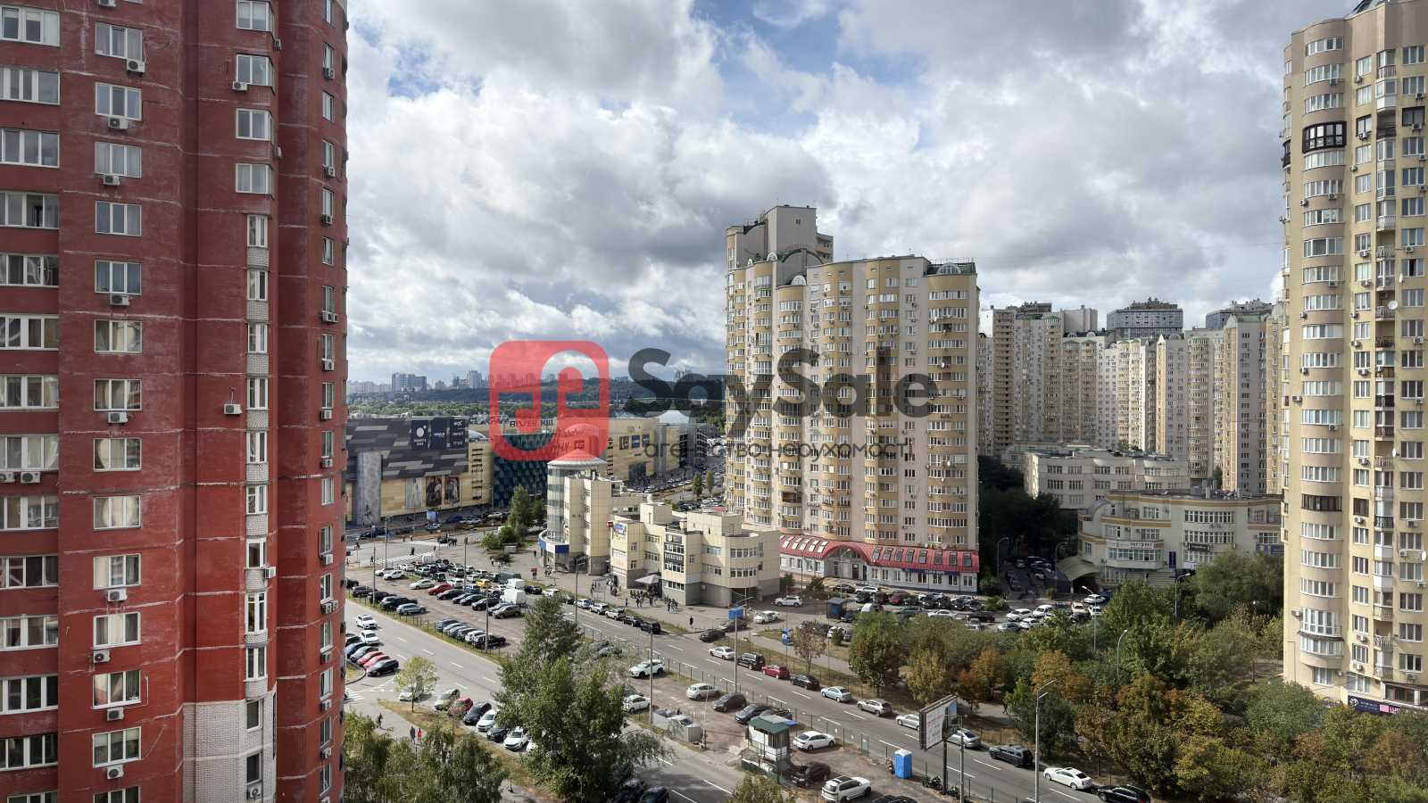 Продажа 4-комнатной квартиры 105 м², Анны Ахматовой ул., 43