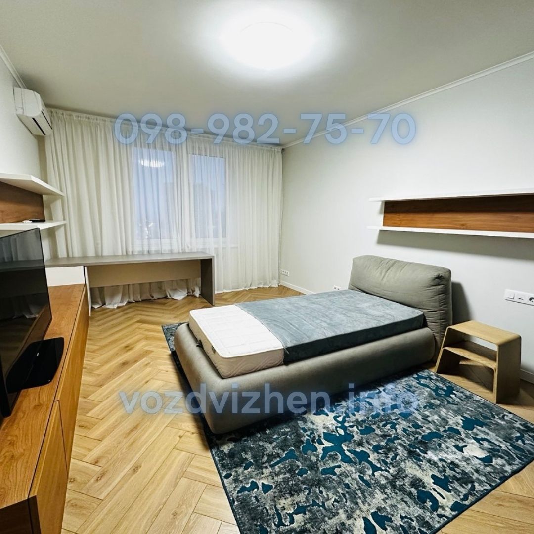 Продажа 2-комнатной квартиры 77.5 м², Феодосийский пер., 12