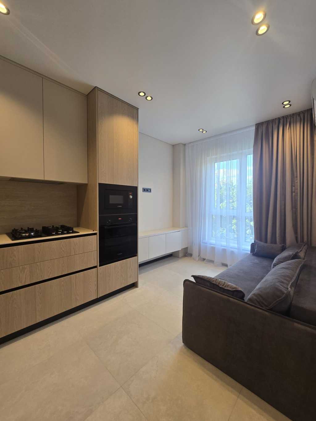 Продажа 1-комнатной квартиры 47 м², Метрологическая ул., 107