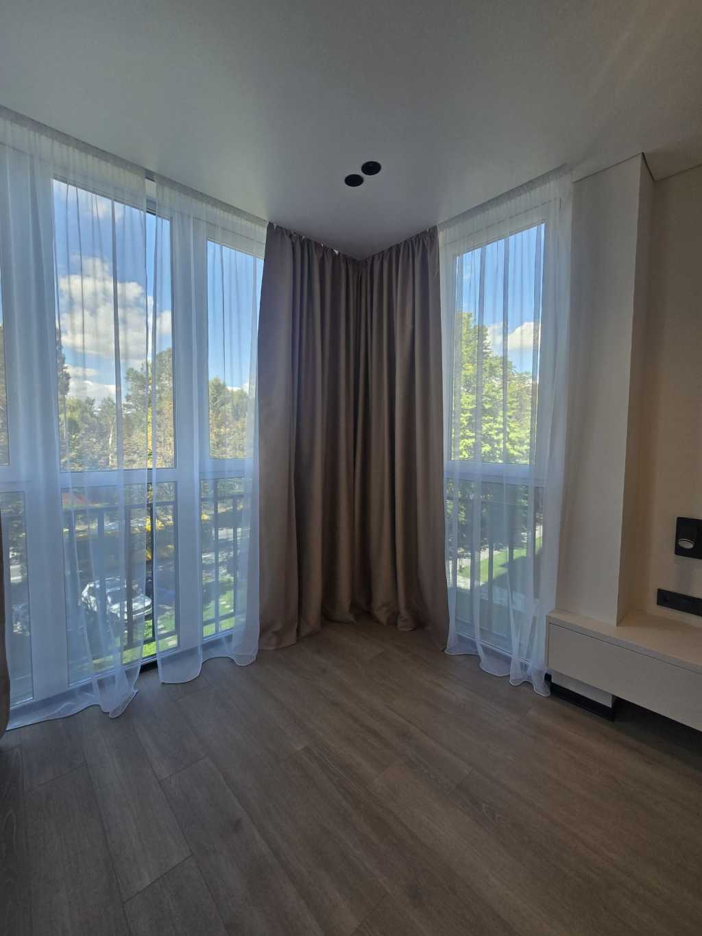Продажа 1-комнатной квартиры 47 м², Метрологическая ул., 107