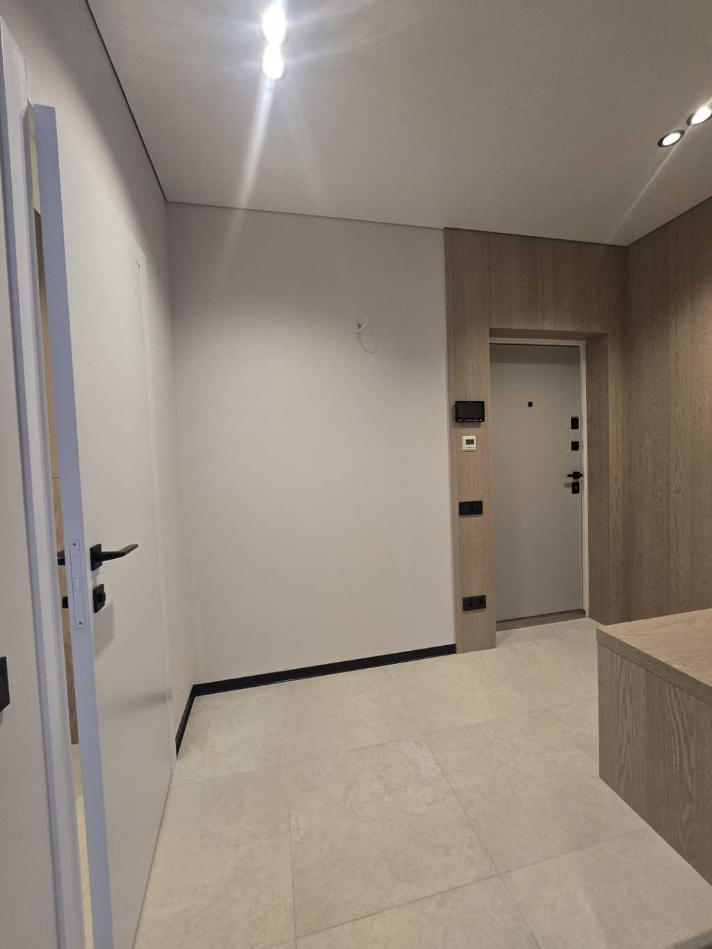 Продажа 1-комнатной квартиры 47 м², Метрологическая ул., 107
