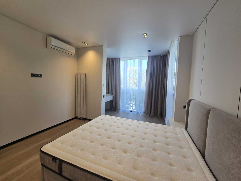 Продажа 1-комнатной квартиры 47 м², Метрологическая ул., 107