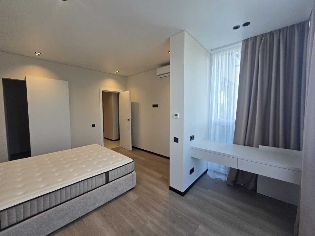 Продажа 1-комнатной квартиры 47 м², Метрологическая ул., 107