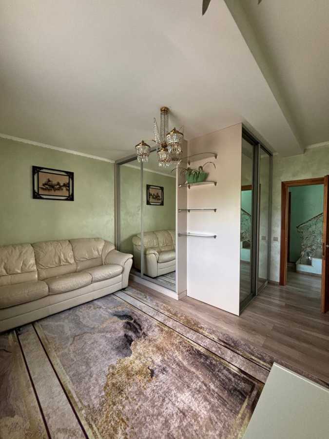 Продажа дома 240 м², Центральная ул.