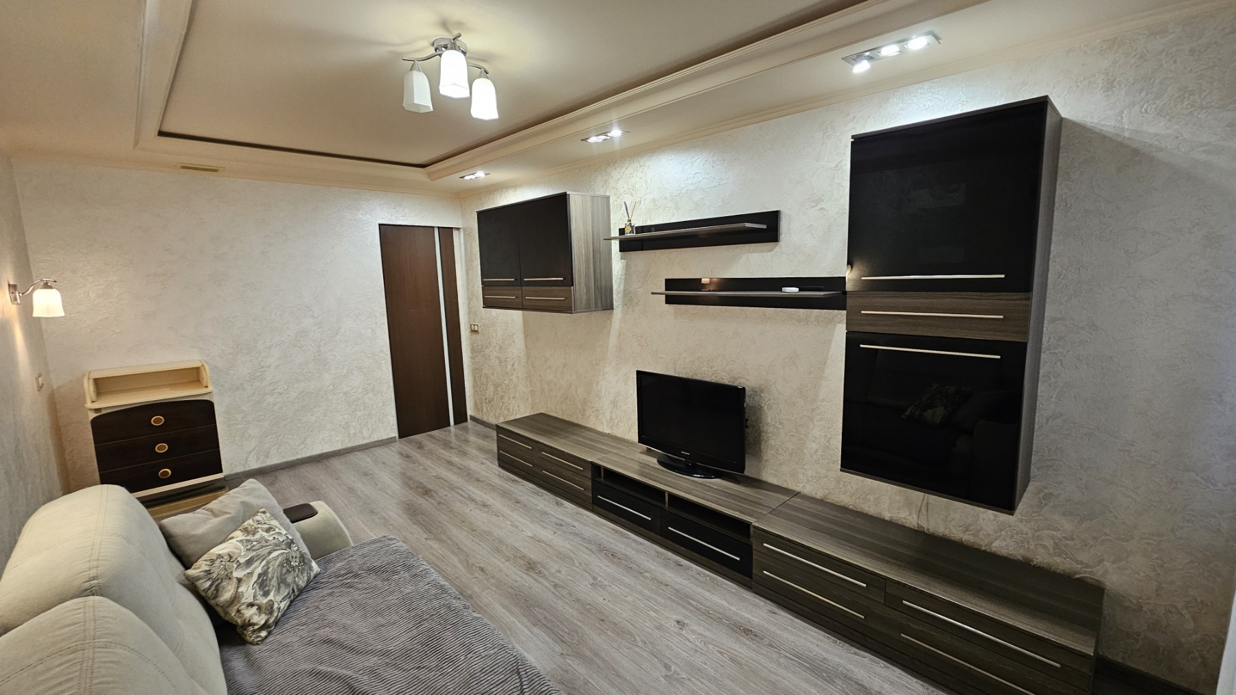 Оренда 1-кімнатної квартири 36 м², Героїв Сталінграда просп., 27А