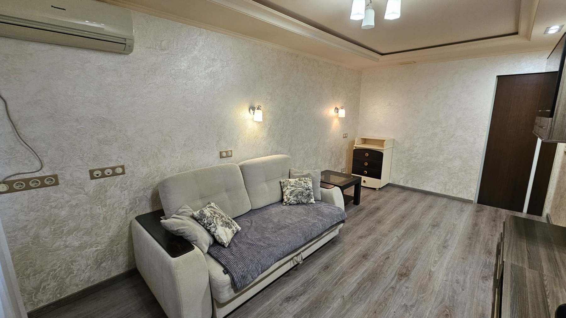 Оренда 1-кімнатної квартири 36 м², Героїв Сталінграда просп., 27А
