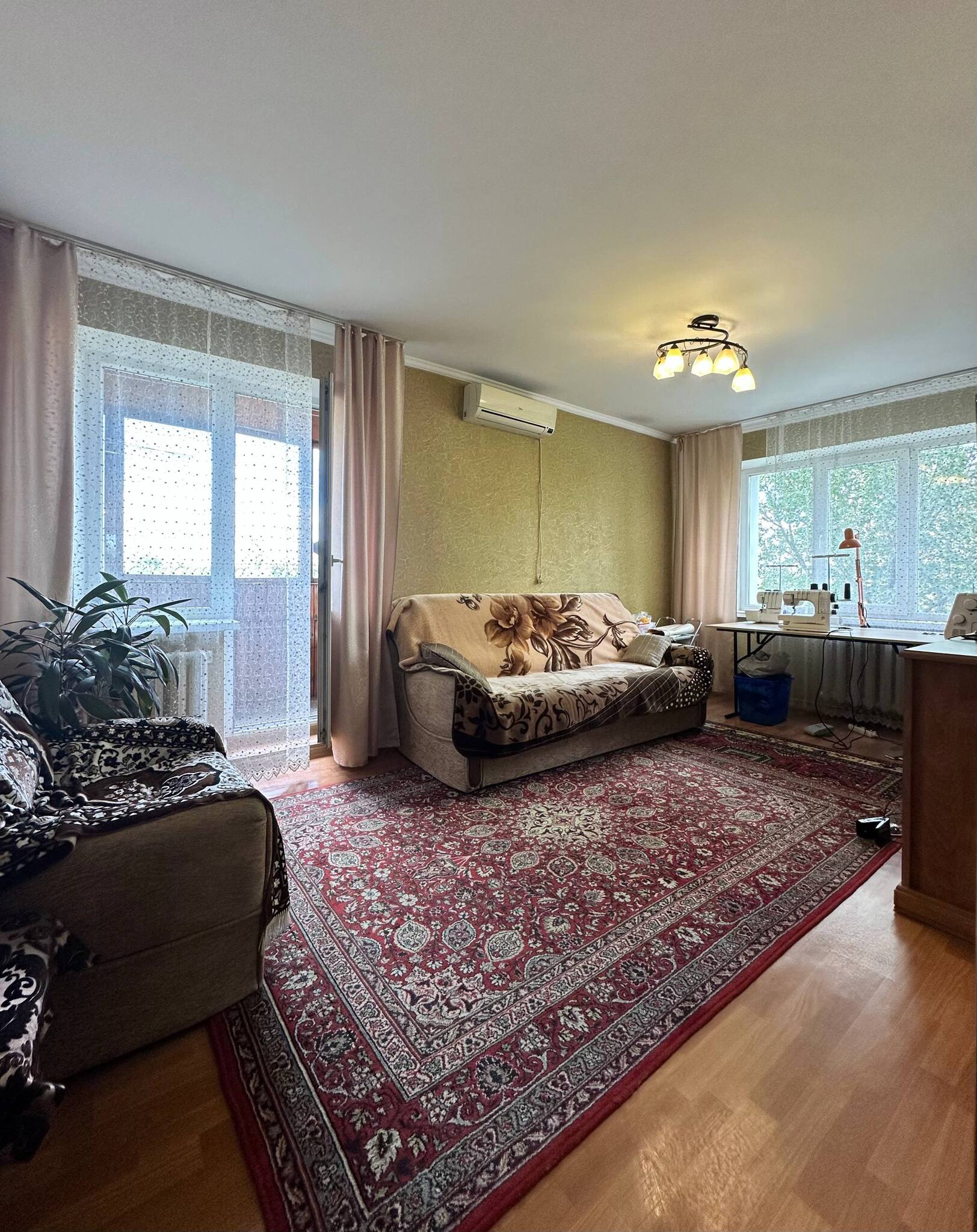 Продаж 3-кімнатної квартири 64 м², Слобожанський просп.