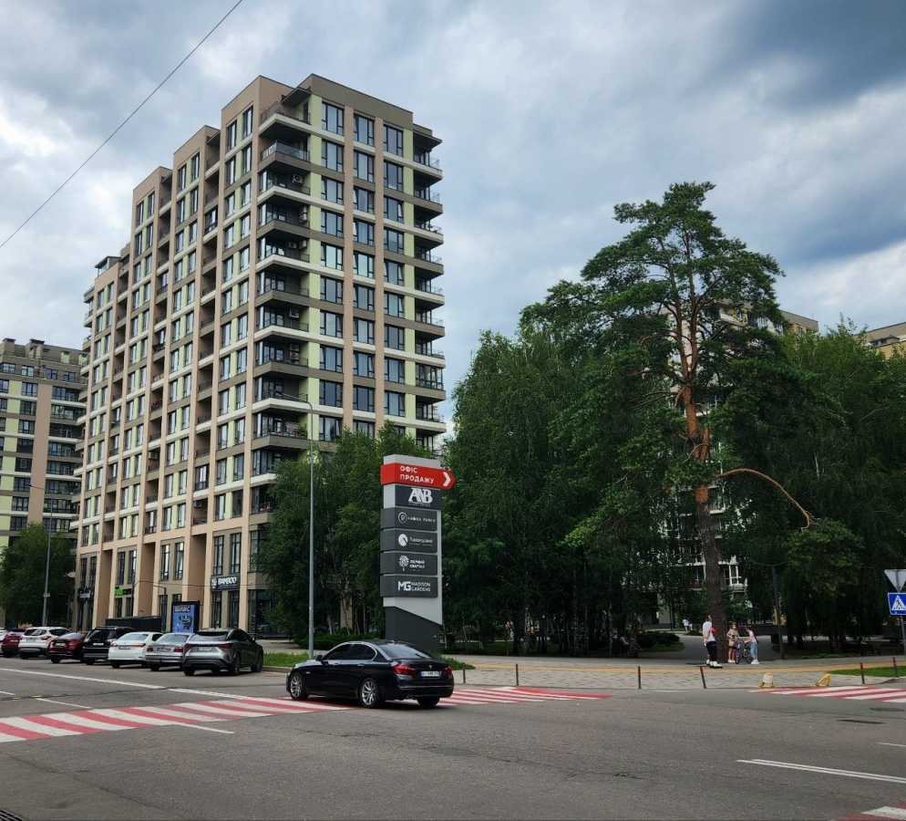 Продажа 2-комнатной квартиры 67 м², Вячеслава Черновола ул., 8