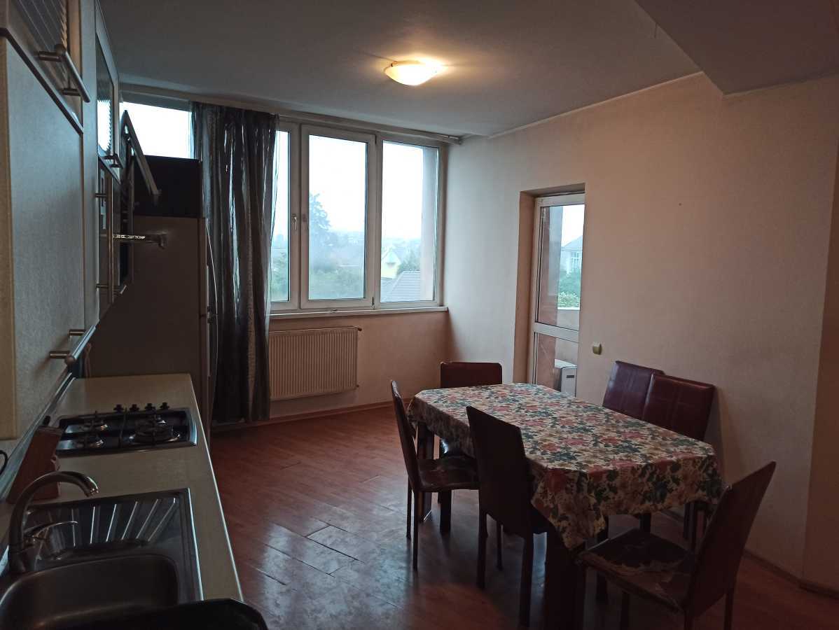 Продажа 2-комнатной квартиры 83.7 м², Соборная ул., 46