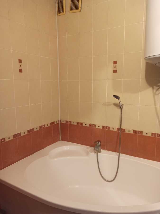 Продажа 2-комнатной квартиры 83.7 м², Соборная ул., 46