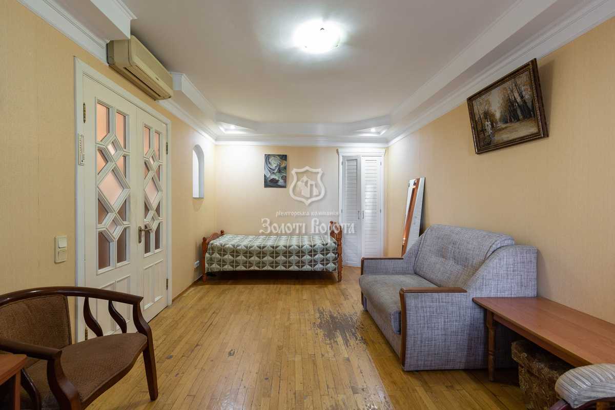 Продаж 1-кімнатної квартири 32.1 м², Князів Острозьких, 36