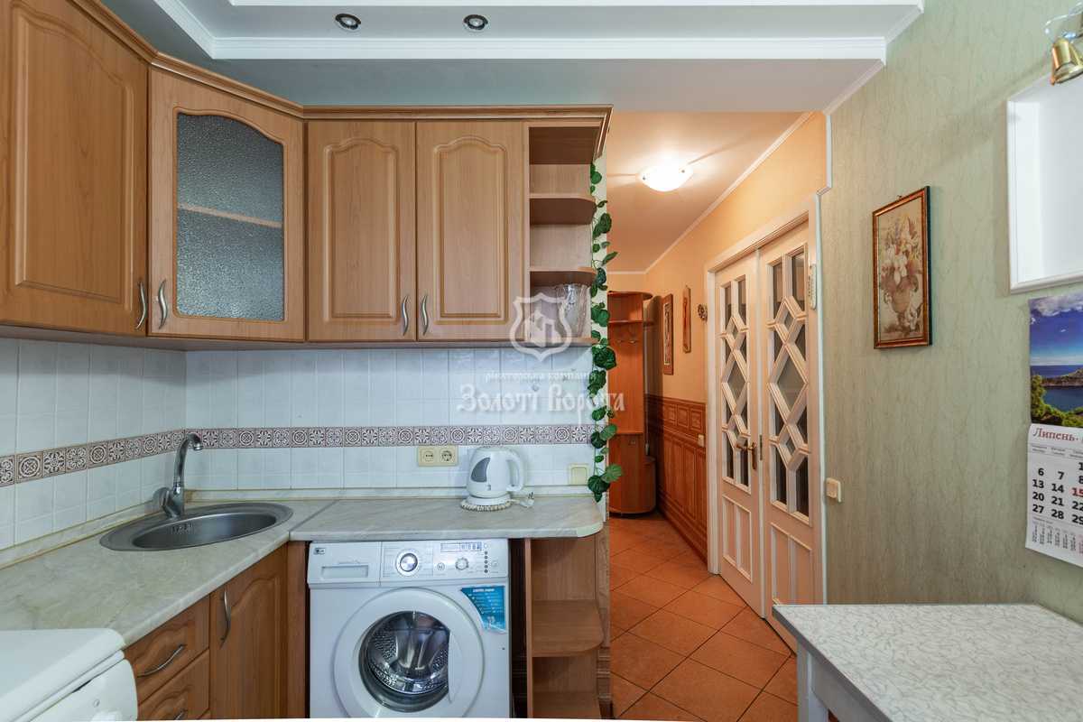 Продаж 1-кімнатної квартири 32.1 м², Князів Острозьких, 36