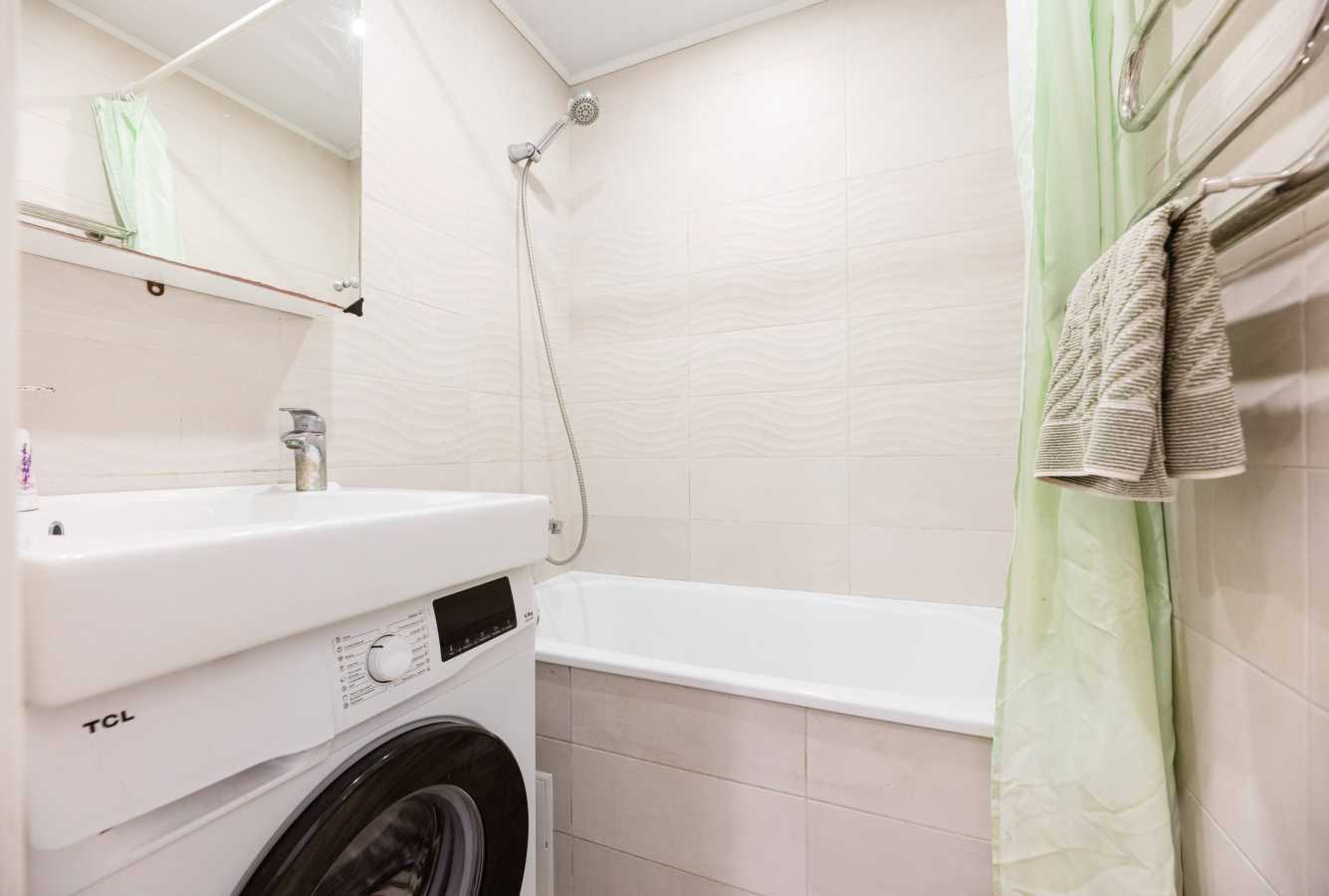 Продажа 2-комнатной квартиры 40 м², Соборности просп., 1А