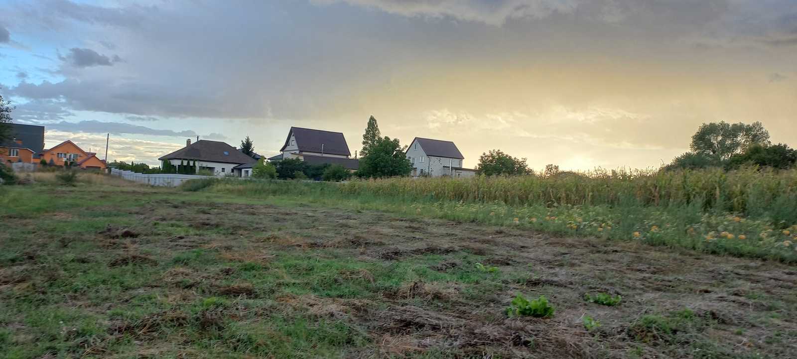 Продажа участка под индивидуальное жилое строительство 15 соток, Леонтовича ул.