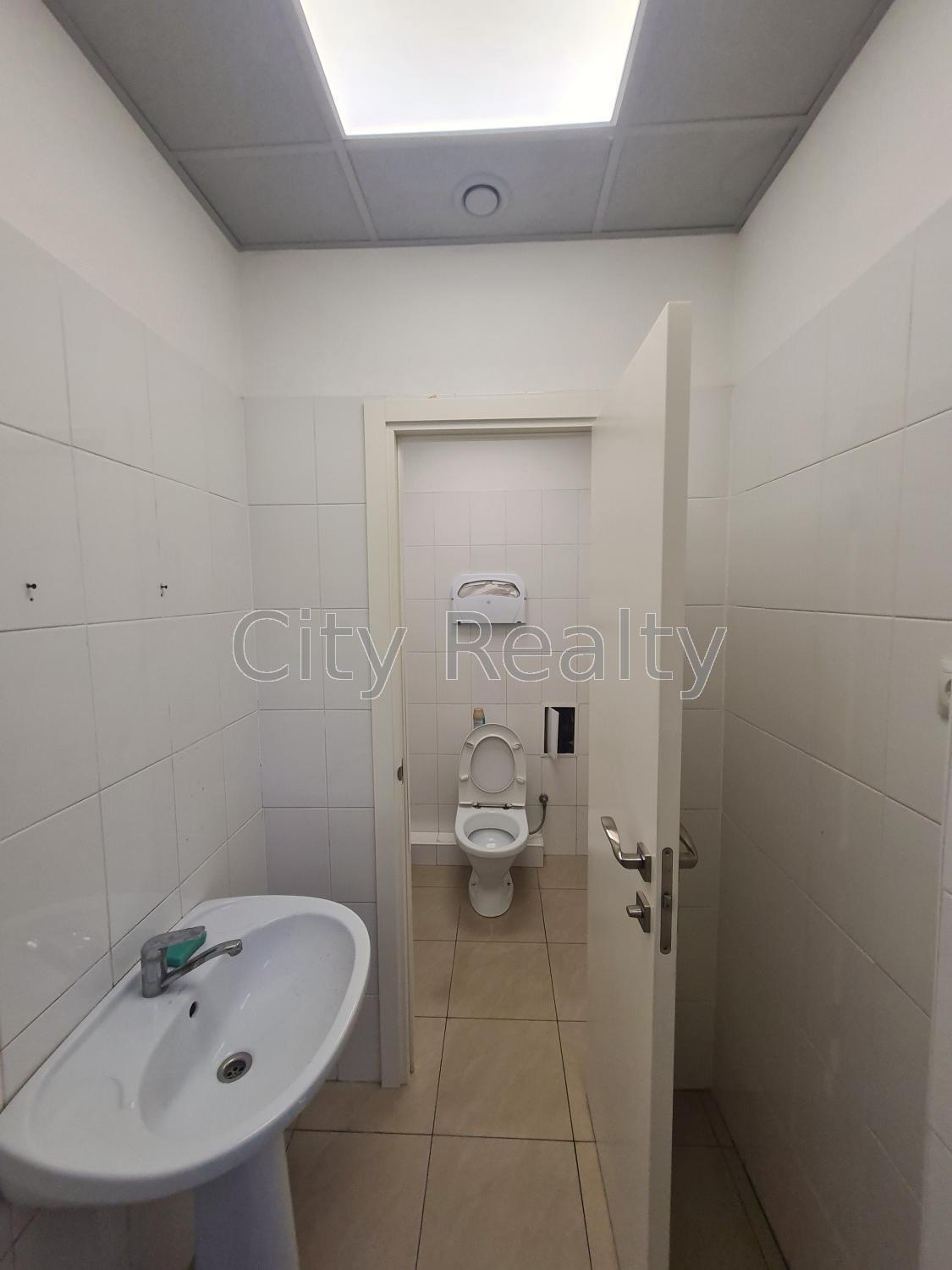 Аренда офиса 294 м², Степана Бандеры просп., 20Б