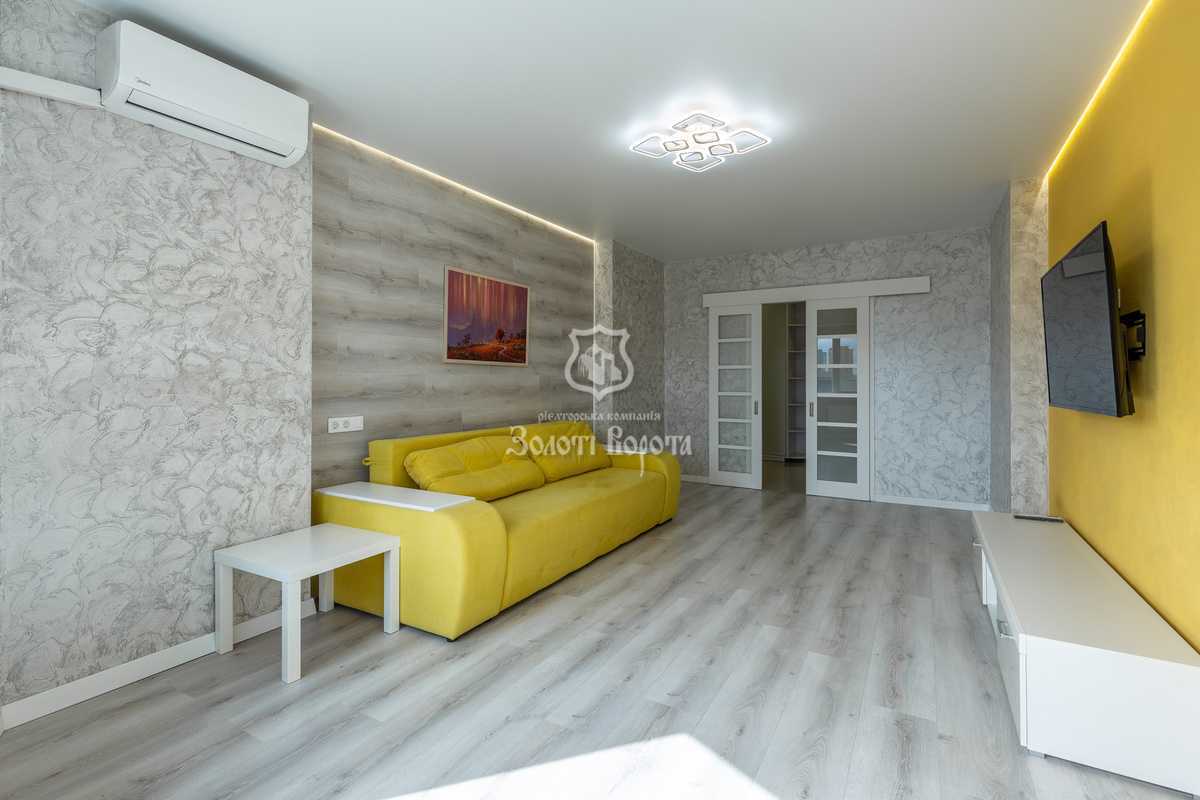 Продажа 2-комнатной квартиры 86.5 м², Чорних Запорожців, 26а