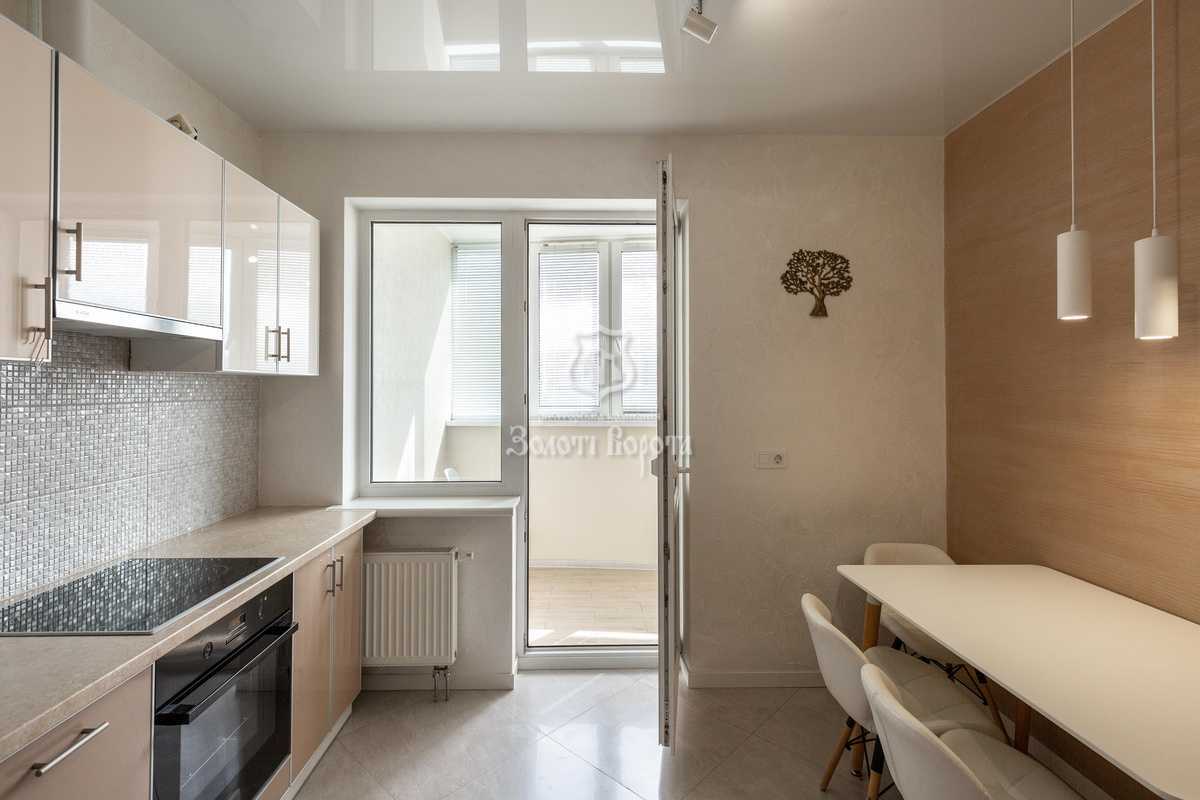 Продажа 2-комнатной квартиры 86.5 м², Чорних Запорожців, 26а