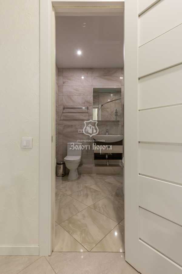 Продажа 2-комнатной квартиры 86.5 м², Чорних Запорожців, 26а