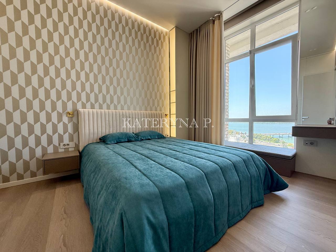 Аренда 2-комнатной квартиры 55 м², Ломаная ул.