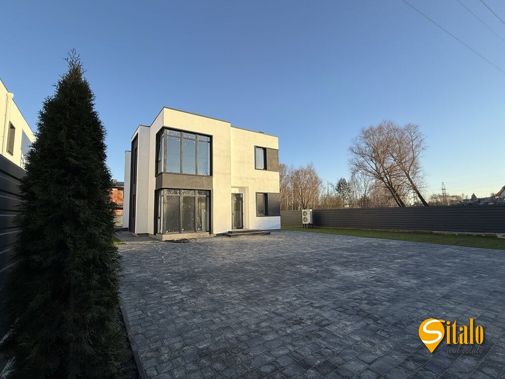 Продажа дома 180 м²