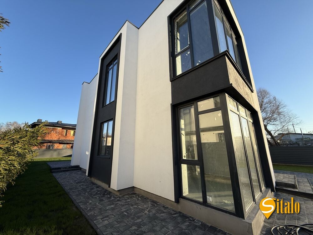 Продажа дома 180 м²