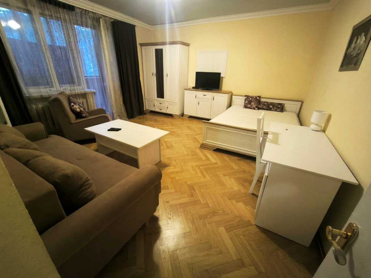 Оренда 1-кімнатної квартири 52 м², Генерала Алмазова вул., 6