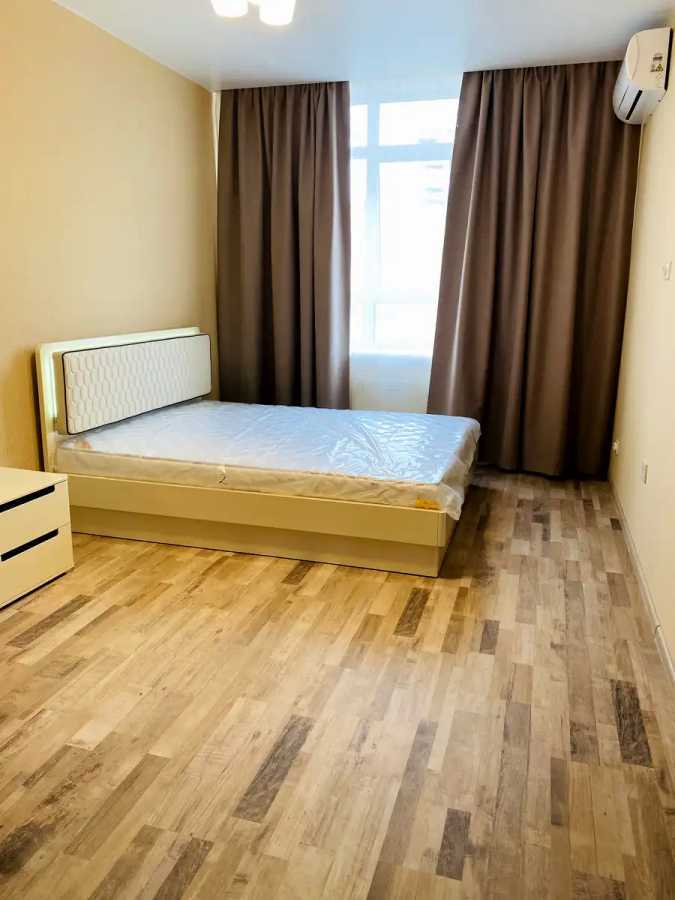 Оренда 1-кімнатної квартири 41 м², Миколи Гулака вул., 4