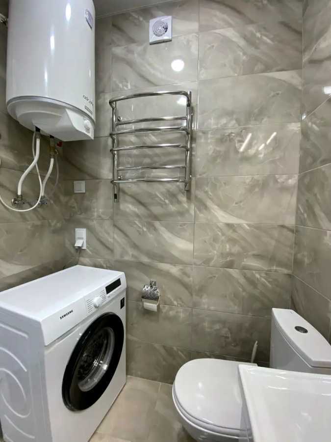 Оренда 1-кімнатної квартири 41 м², Миколи Гулака вул., 4
