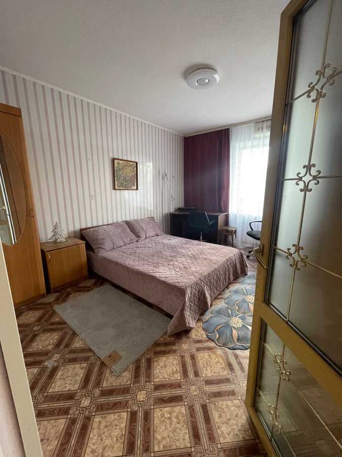 Оренда 3-кімнатної квартири 89 м², Генерала Алмазова вул., 14