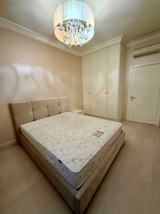 Оренда 3-кімнатної квартири 90 м², Іоанна Павла ІІ вул., 6/1