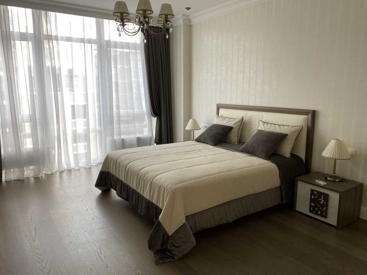 Аренда 3-комнатной квартиры 140 м², Саперное Поле ул., 3