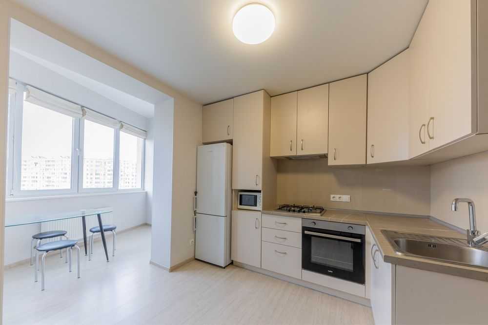 Продажа 3-комнатной квартиры 70 м², Боголюбова ул., 5