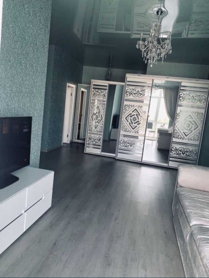 2-комнатная квартира посуточно 50 м², Слобожанский просп., 17А