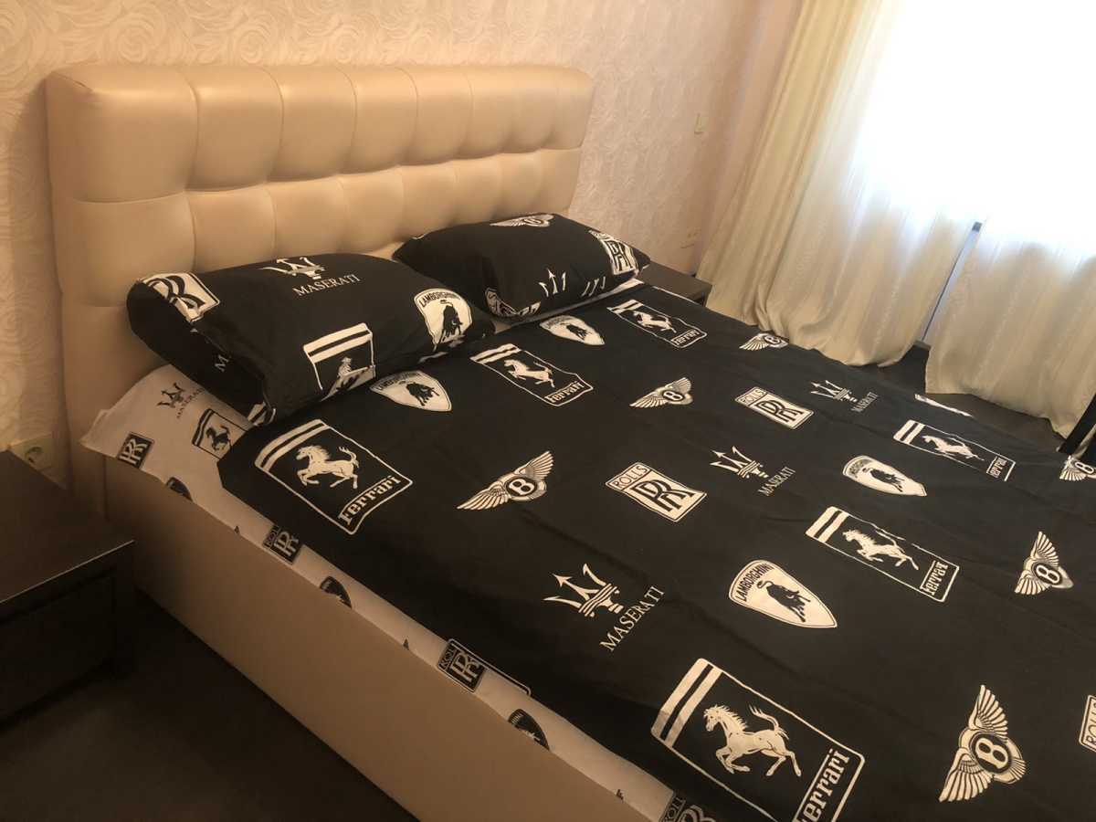 2-комнатная квартира посуточно 85 м², Дмитрия Яворницкого просп., 11