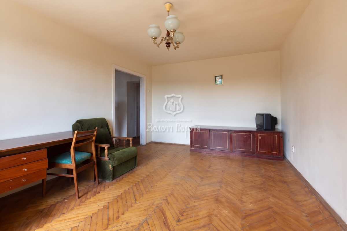 Продажа 3-комнатной квартиры 63.8 м², Полесская ул., 1