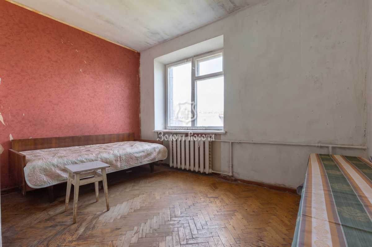 Продажа 3-комнатной квартиры 63.8 м², Полесская ул., 1