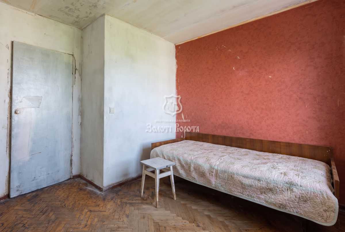 Продажа 3-комнатной квартиры 63.8 м², Полесская ул., 1