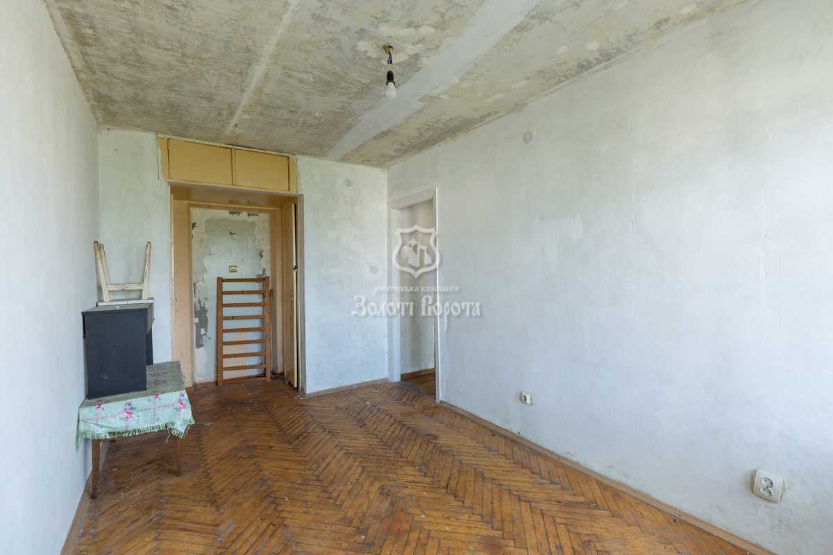 Продажа 3-комнатной квартиры 63.8 м², Полесская ул., 1