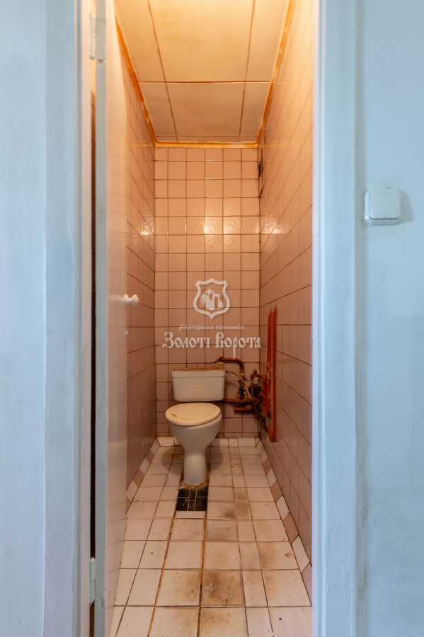 Продажа 3-комнатной квартиры 63.8 м², Полесская ул., 1
