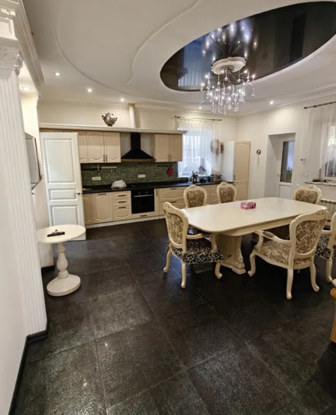Аренда дома 260 м², Толбухина ул.