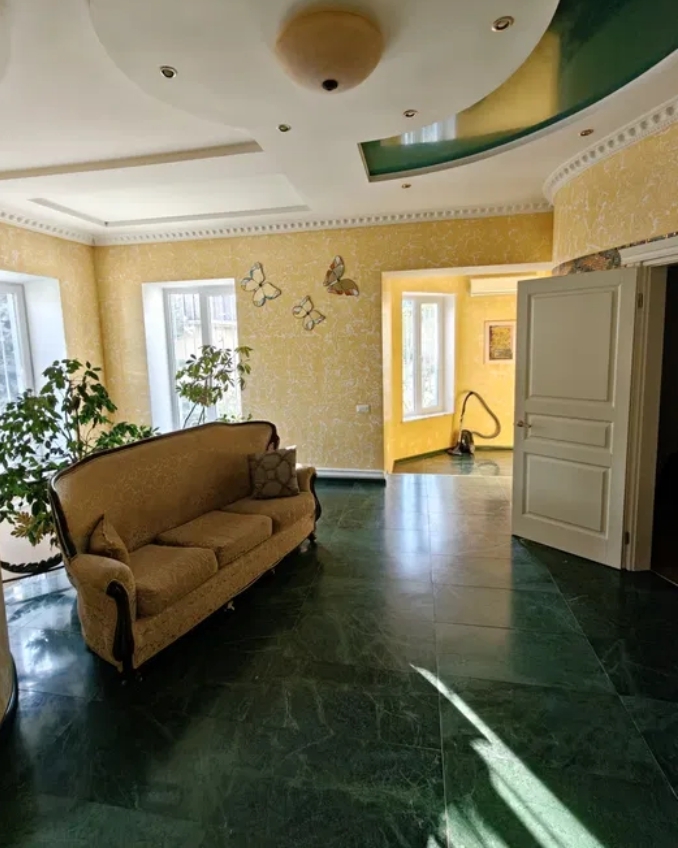 Аренда дома 260 м², Толбухина ул.