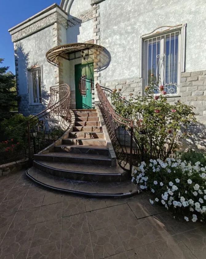 Аренда дома 260 м², Толбухина ул.