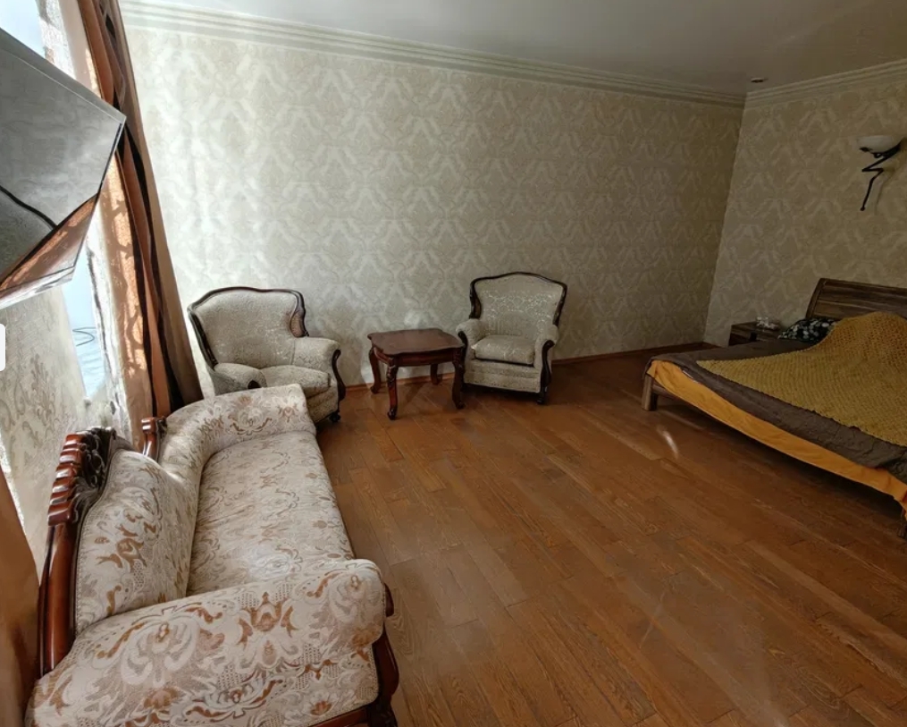 Аренда дома 260 м², Толбухина ул.