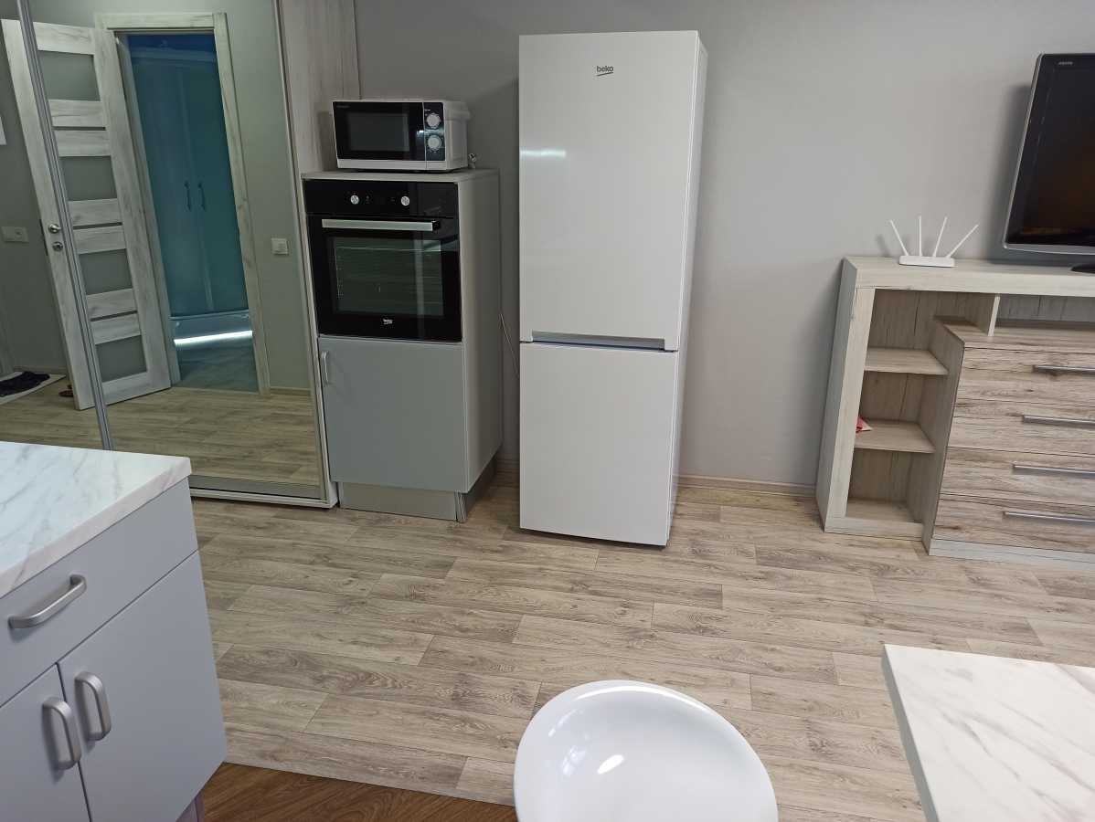 Оренда 1-кімнатної квартири 31.5 м², Кам’янська вул., 128